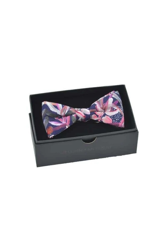 Peggy and Finn Protea Bow Tie - Image 2